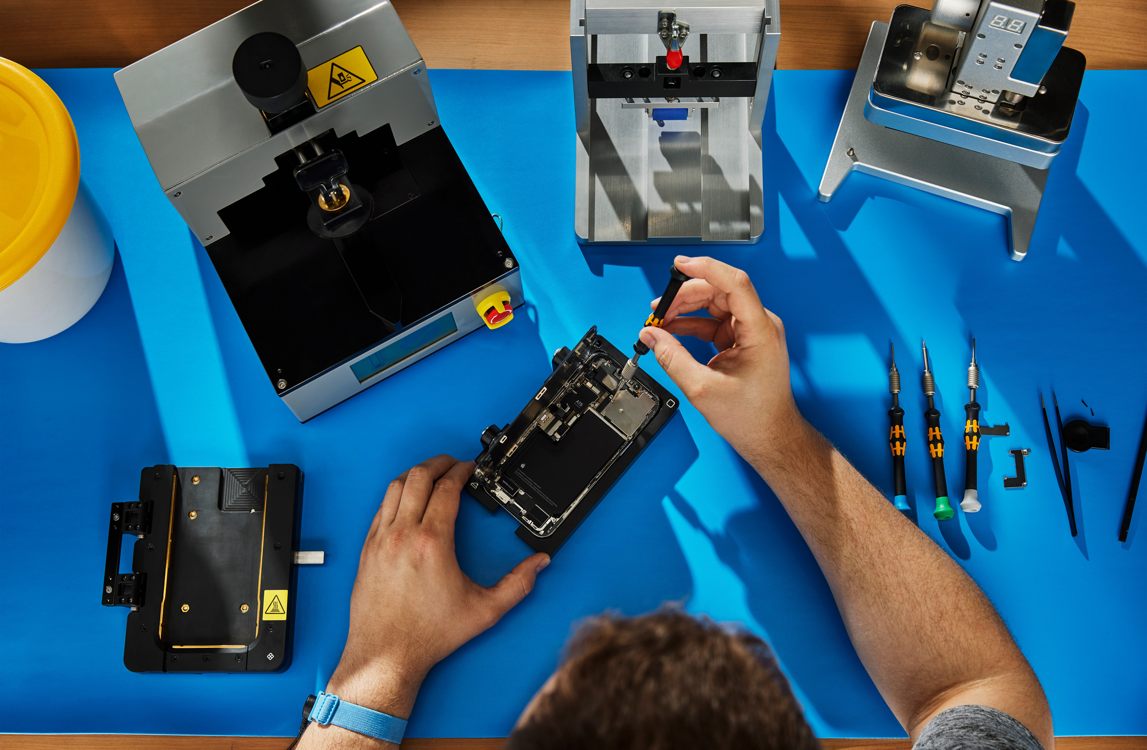 Assistenza e riparazione Apple: Mac e iPhone da DLinformatica a Novara